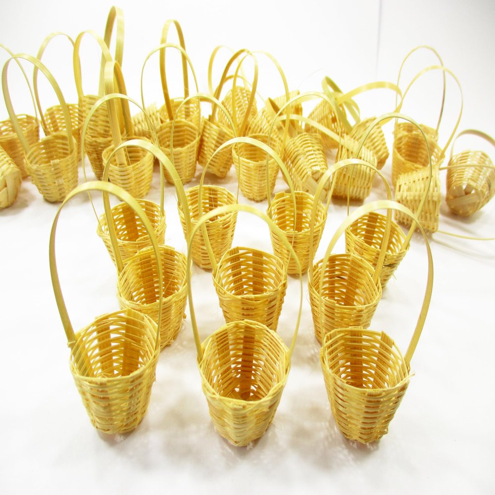 10 Bamboo Wicker Holder Basket Fruit Vegetable Picnic Dollhouse Miniature Supply 12745