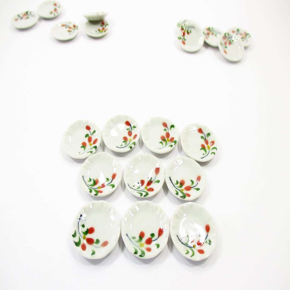 10x20mm Red Orchid Flower Paint Plate Dish Dollhouse Miniature Ceramic 12822