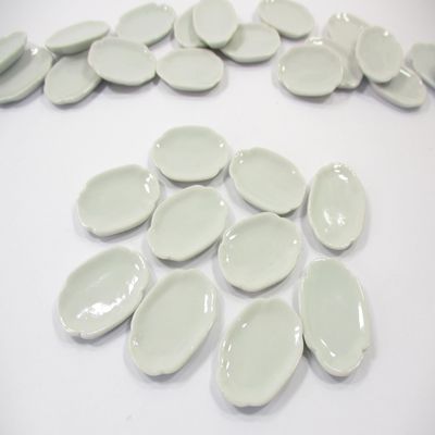 10 White Plate Dish 22x30mm Dollhouse Miniatures Ceramic Kitchenware 12794