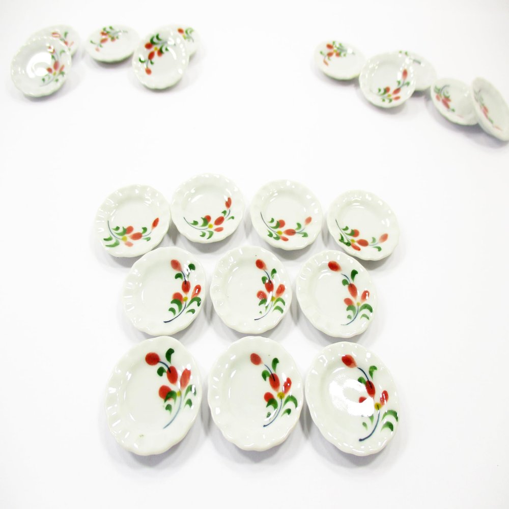 10x25mm Red Orchid Paint Plate Dish Dollhouse Miniature Ceramic Supply 12812