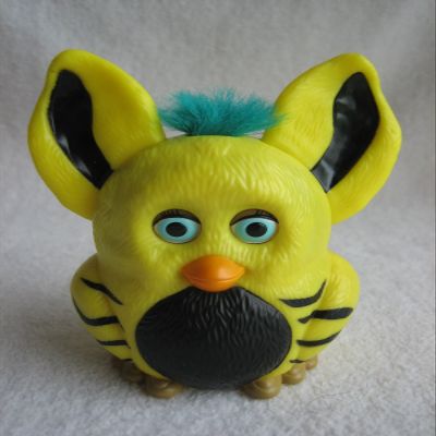 Burger King Furby, 3.75" Yellow with Black Tummy, Teal Hair - 2005 Kids Meal Toy