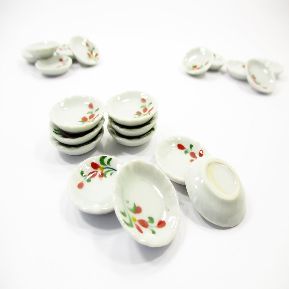 10x25mm Red Orchid Flower Paint Plate Dish Dollhouse Miniature Ceramic 12975