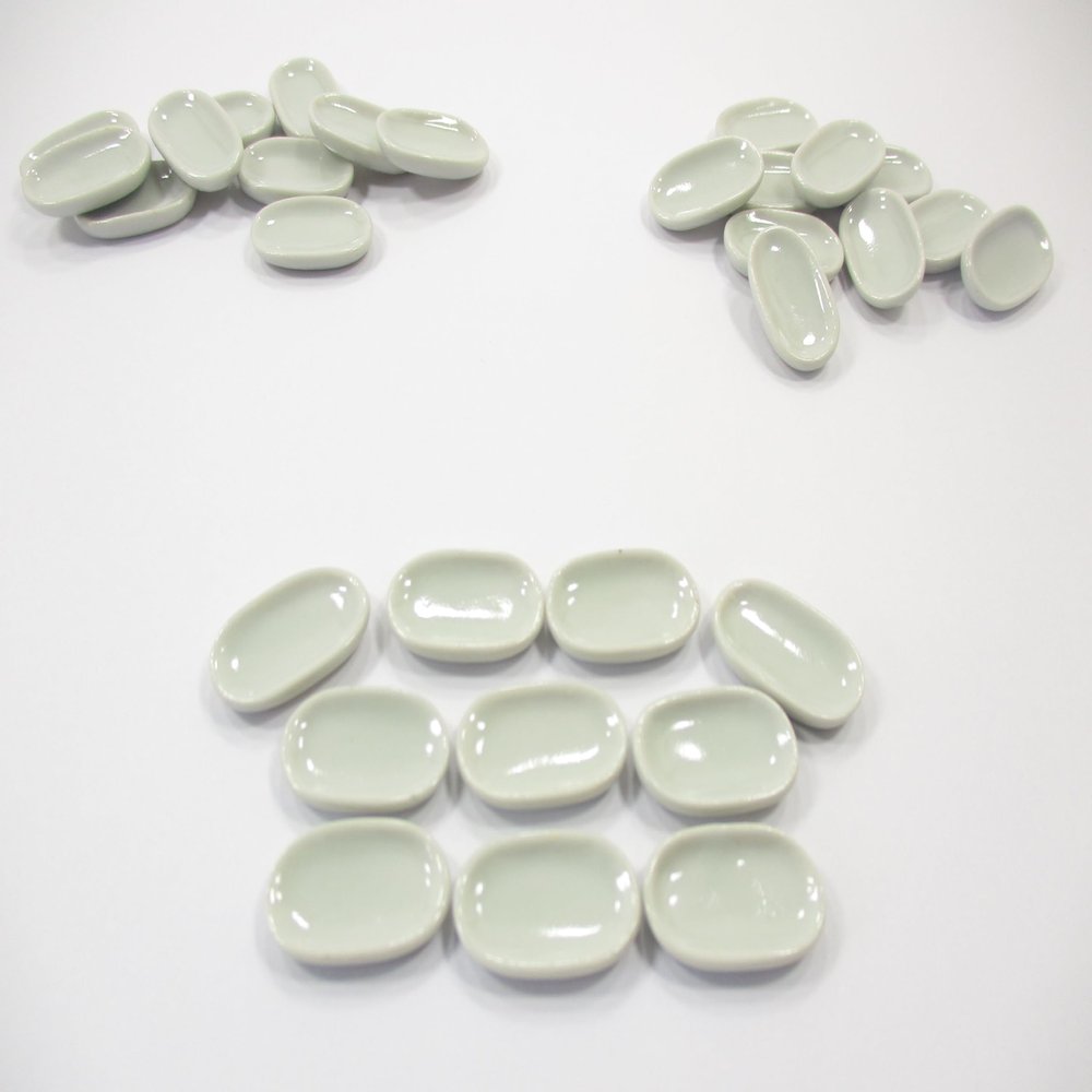 10 Mini White Oval Plate Dish 10x20mm Dollhouse Miniatures Ceramic Supply 12984