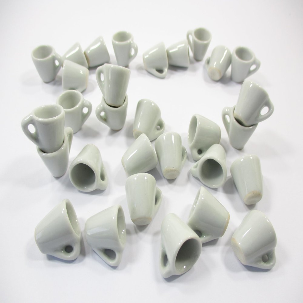 20 New White Coffee Tea Cup Mug Dollhouse Miniature Ceramic Kitchenware 1:6 13000