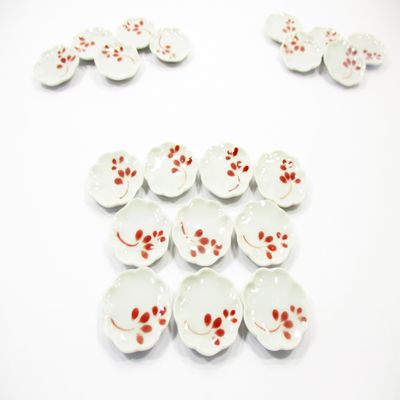 10x25mm Red Paint Scallop Plate Dish Dollhouse Miniatures Ceramic Supply 12963