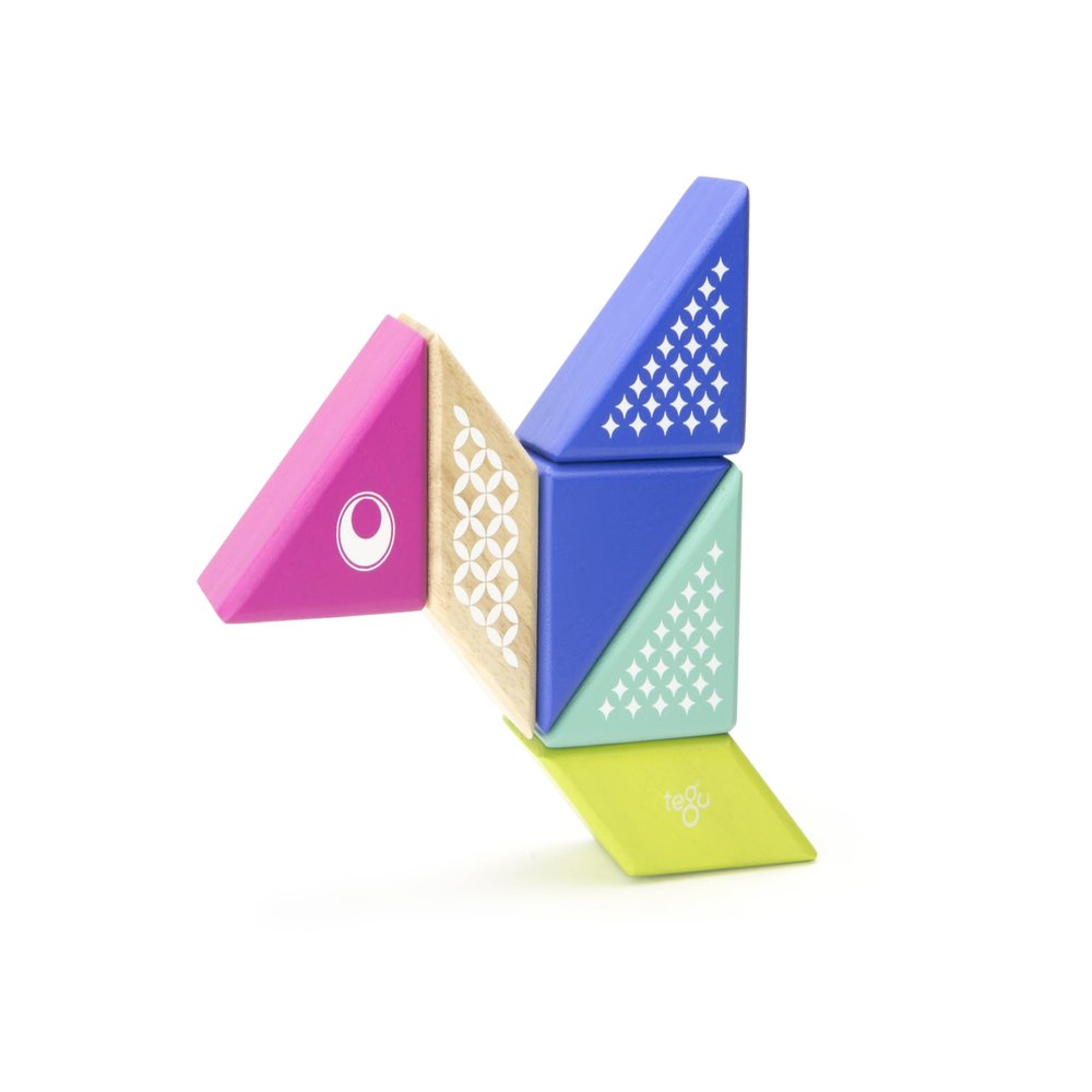 6 Piece Tegu Travel Pal Magnetic Wooden Block Set, Hummingbird