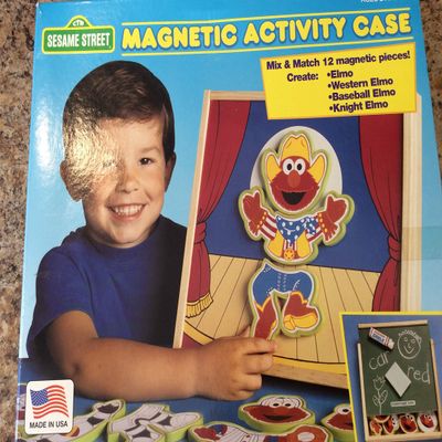 Sesame Street Magnetic Activity Case Elmo by Tootsietoy