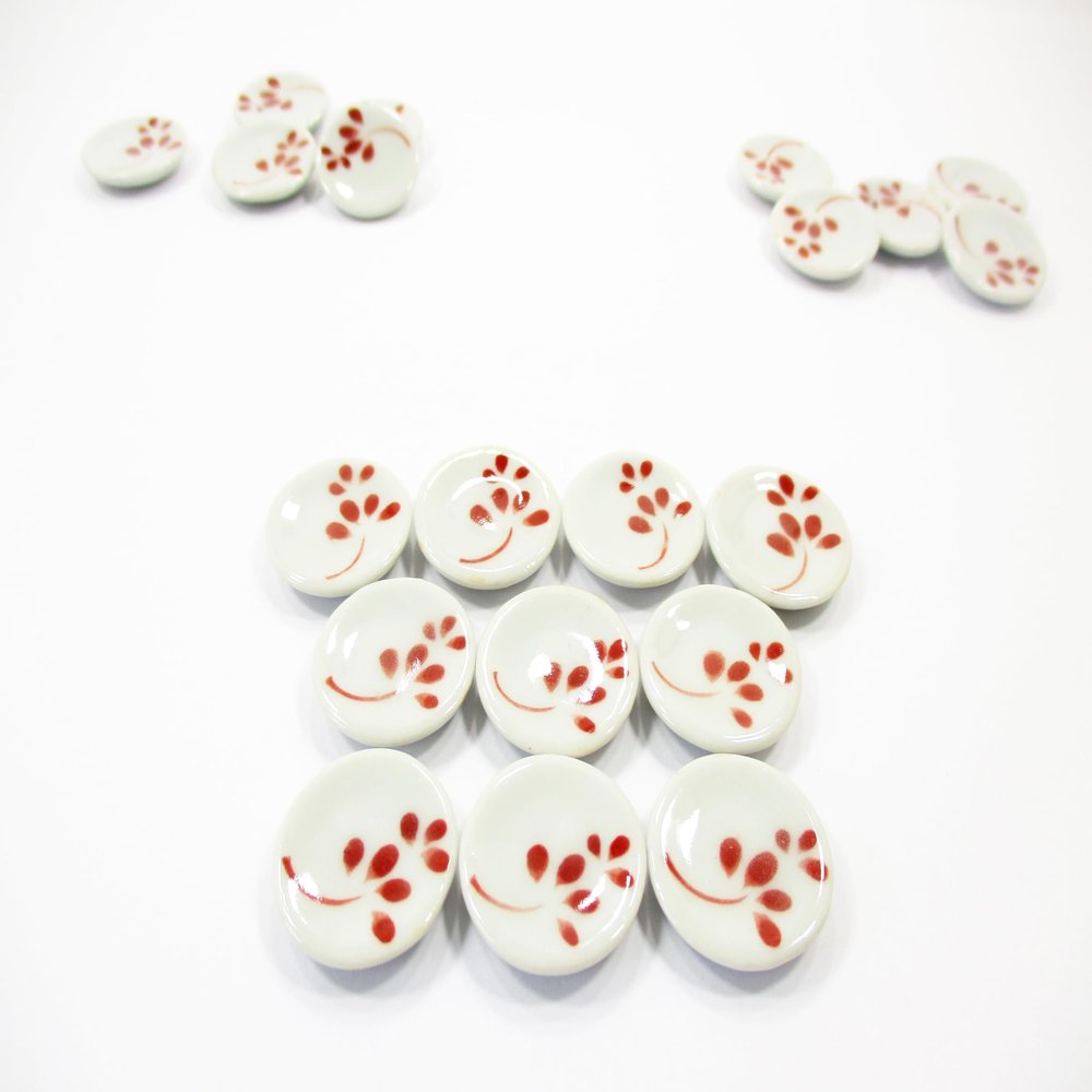10x20mm Red Paint Plate Dish Dollhouse Miniature Ceramic Kitchenware 13207