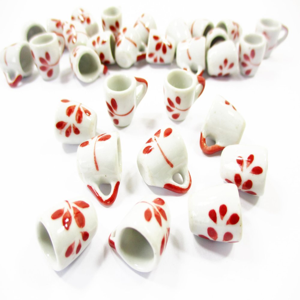 10 Red Paint Ceramic Tea Coffee Mug Cup Dollhouse Miniatures Supply 1:6 13218