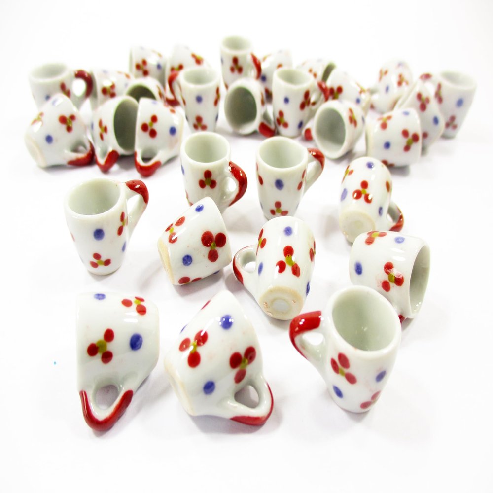10 Hand Paint Ceramic Tea Coffee Mug Cup Dollhouse Miniature Kitchen Supply 1:6 13222
