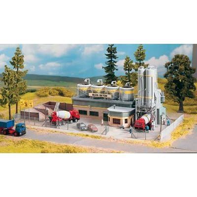 Piko 61133 Main Concrete Fence