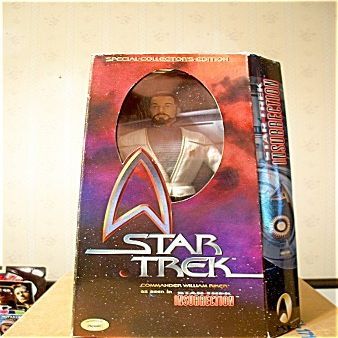 12" Special Movie Collector's Edition Star Trek Commander William Riker As Seen in Star Trek: Insurrection Action Figure