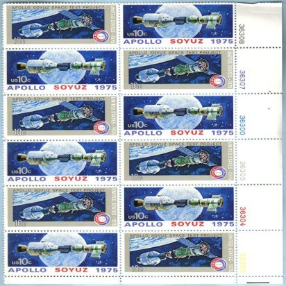 1975 APOLLO-SOYUZ MISSION #1570a Plate Block of 12 x 10 cent US Postage Stamps