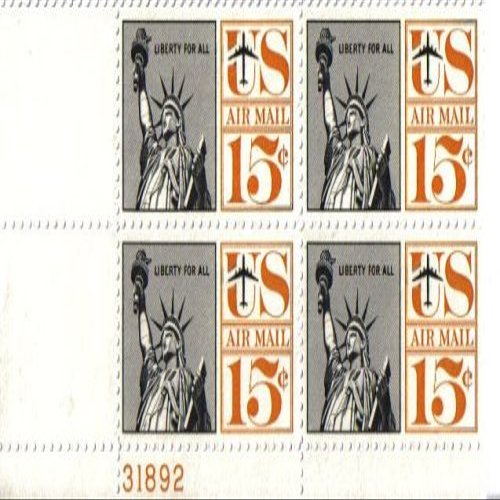 1961 STATUE OF LIBERTY AIRMAIL (redrawn) #C63 Plate Block of 4 x 15 cents US Postage Stamps