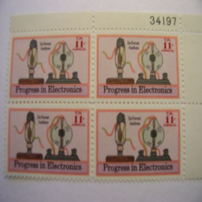 1973 PROGRESS IN ELECTRONICS Airmail #C86 Plate Block of 4 x 11 cents US Postage Stamps