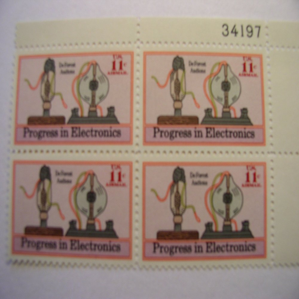 1973 PROGRESS IN ELECTRONICS Airmail #C86 Plate Block of 4 x 11 cents US Postage Stamps