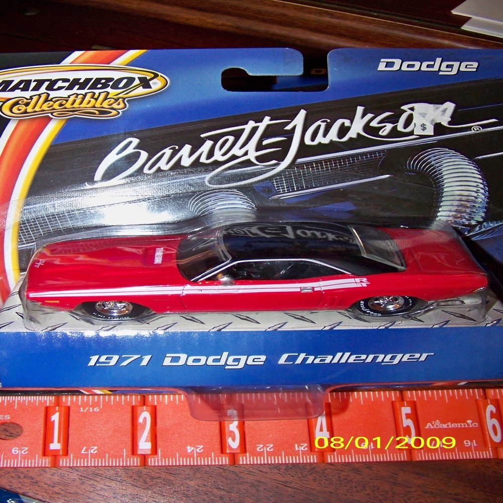 1971 Red Dodge Challenger R/t 1:43 Matchbox Collectibles Barrett Jackson