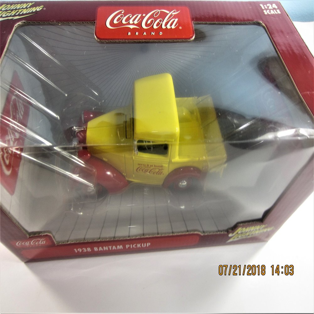 Coca-Cola Johnny Lightning 1938 Bantam Pickup