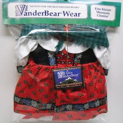 North American Bear Alice Vanderbear The Alpine Collection Eine Kleine Mountain Climbin' Outfit