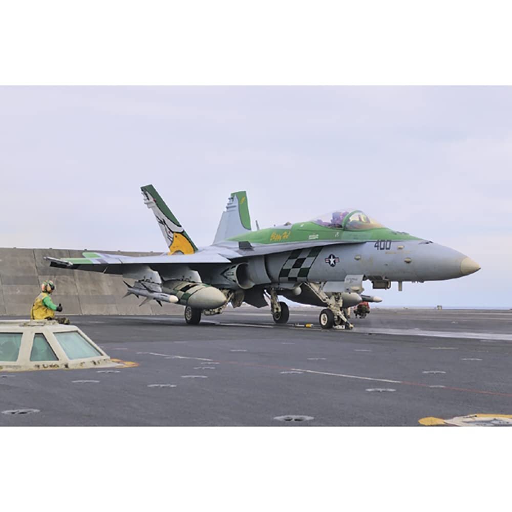 Academy F/A-18C Chippy Ho! 2009" Airplane Model Building Kit