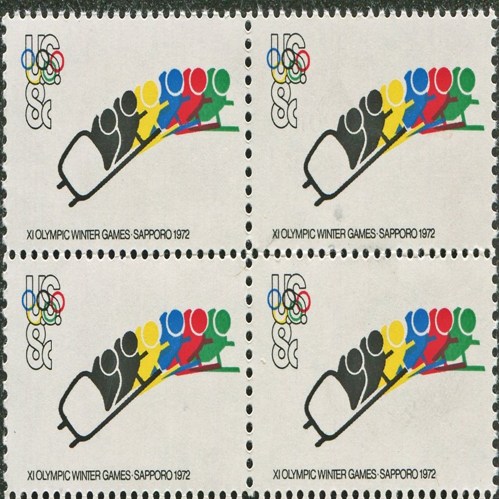 1972 WINTER OLYMPICS ~ SAPPORO JAPAN ~ BOBSLEDDING #1461 BLOCK of 4 x 8 US Postage Stamps