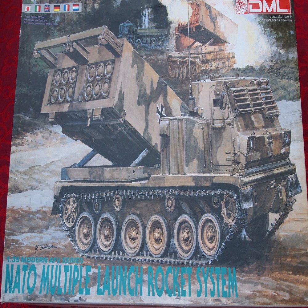 Dragon Nato Multiple Launch Rocket System 1:35 Scale