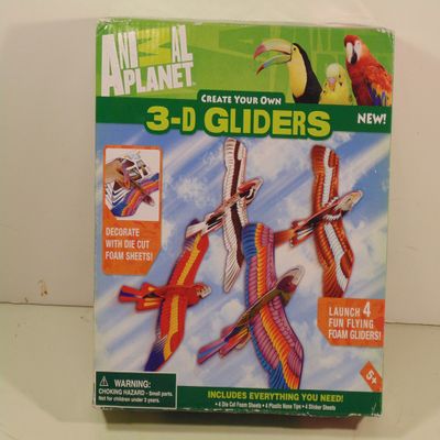Animal Planet Create Your Own 3-D Gliders