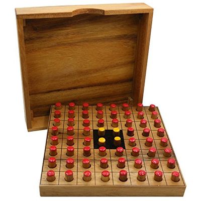 Winshare Puzzles and Games Othello/Reversi - Travel Size Wooden Strategy Game