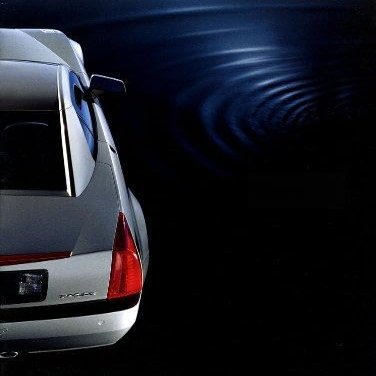 2005 CADILLAC FULL-LINE "INNOVATE" COLOR SALES BROCHURE: STS V8, XLR ROADSTER, SRX V8, CTS-V, ESCALADE, ESCALADE ESV PLATINUM, ESCALADE EXT, DeVILLE DTS & CTS - EXCELLENT - USA !!