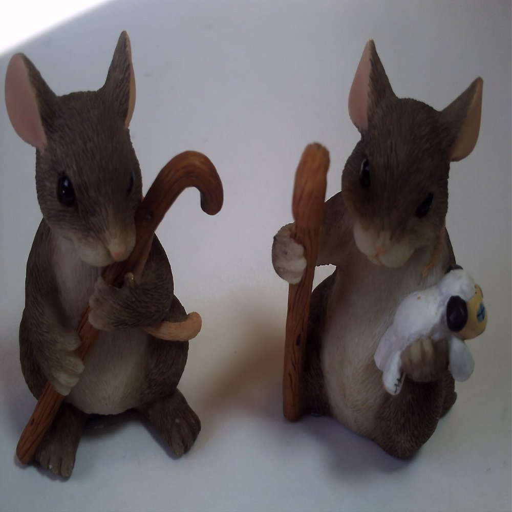 Charming Tails Squashville Shepherds