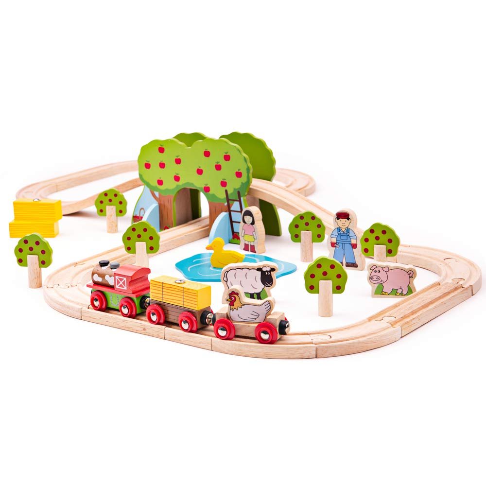Bigjigs Rail, Farm Animals Wooden Train Set, 44 Piece Train Set, Wooden Track, Engine and Carriages, Farm Toys, for 3 Year Olds