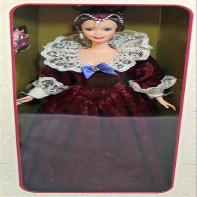 Barbie 16536 1996 Hallmark Sentimental Valentine 2nd in Series