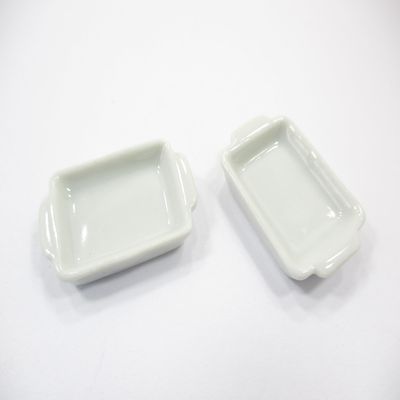 2 White Baking Pan/Tray 20x25 mm Dollhouse Miniatures White Ceramic Supply 10900