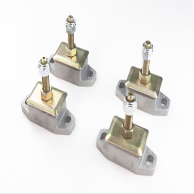 R&D Marine Engine Mount Kit for Universal Models 5416