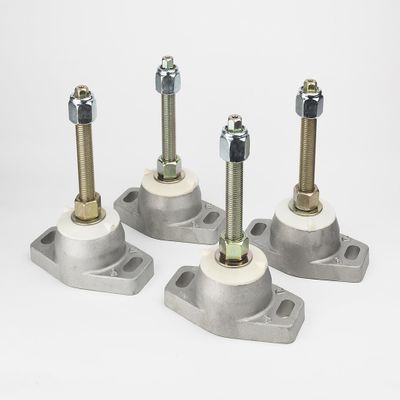 R&D Marine Engine Mount Kit for Universal Models M3-20 and 25XP