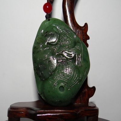 2.7"China Certified Nature Hetian Nephrite Jade Wealth Fish and Lotus Pendants
