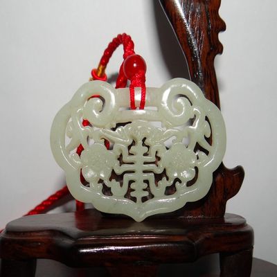 2.2"China Certified Hetian Nephrite Jade Blessing Bat and Ruyi Neckalce Pendant