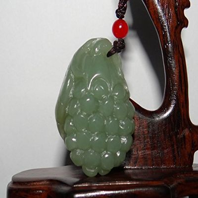 1.8"China Certified Nature Hetian Nephrite Jade Lucky Grape Hand Carved Necklace Pendants