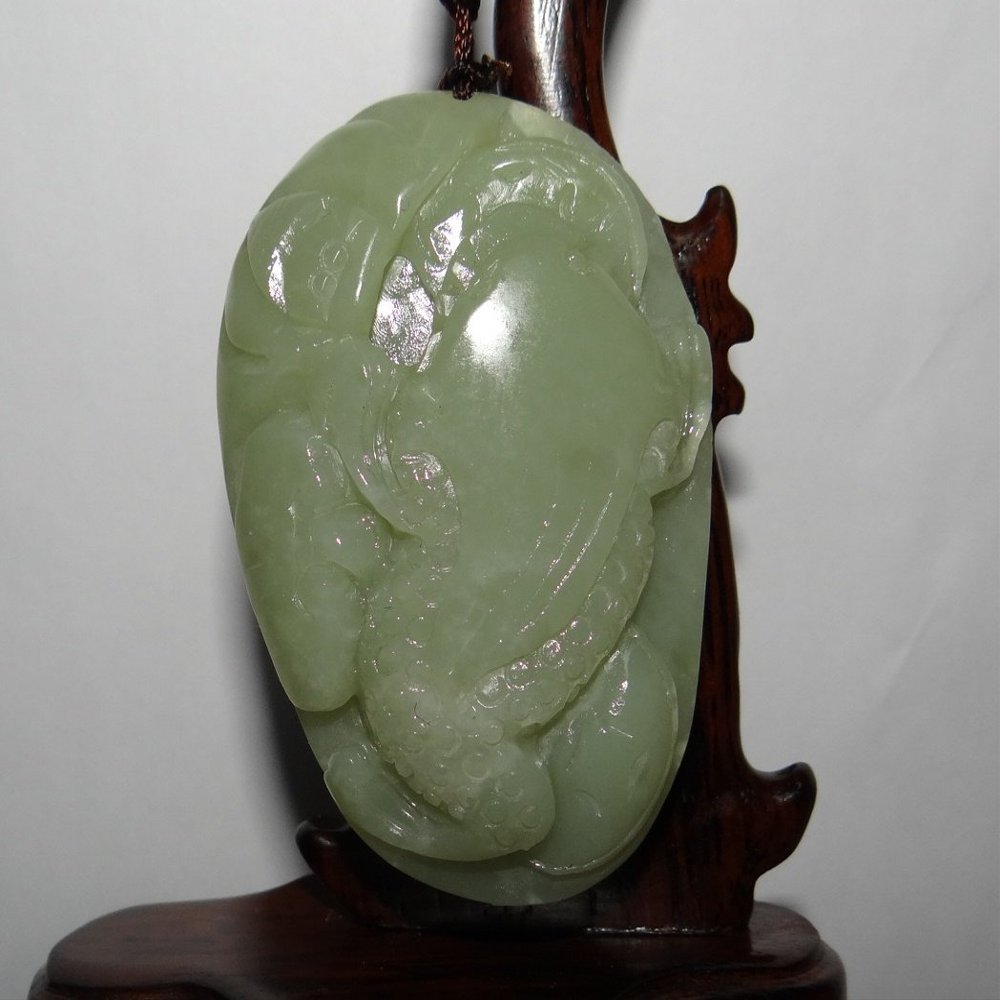 2.8"China Certified Nature Hetian Nephrite Jade Fortune Toad and Bat Pendants