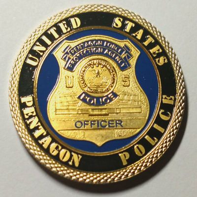 US Pentagon Police Officer Colorized Challenge Art Coin