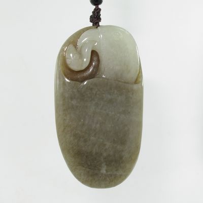 2.9" China Certified Nature Hetian Nephrite Jade Auspicious Eagle Hand Carved Pendants Hand Piece