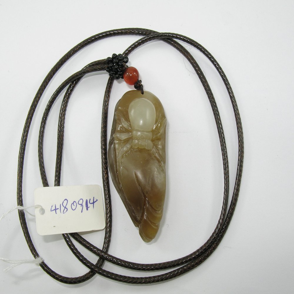 2" China Certified Nature Hetian Nephrite Jade Lucky Spider Fine Carved Necklace Pendants