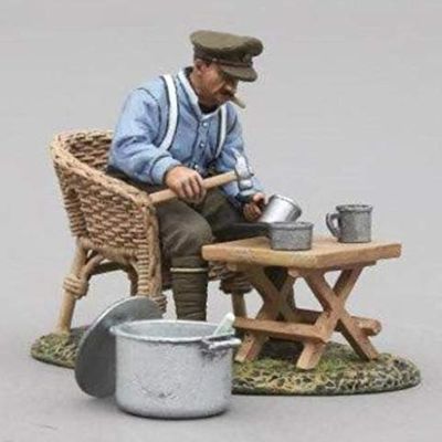 Thomas Gunn Miniatures World War 1 GW067A Allied Cook Repairing Pans 1:30 Scale Pewter