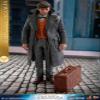 Hot Toys 1:6 Newt Scamander Figure - Fantastic Beasts: The Crimes of Grindelwald view 3
