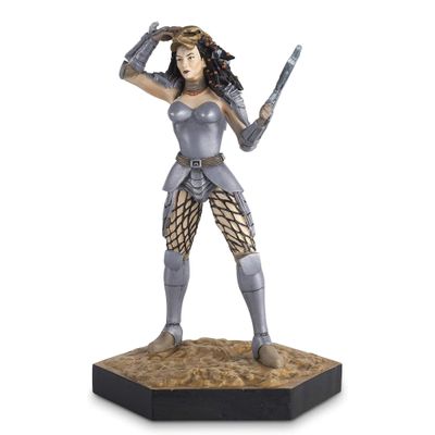 Eaglemoss Alien & Predator Figurine Collection: #47 Aliens vs. Predator War Machiko Naguchi Figurine