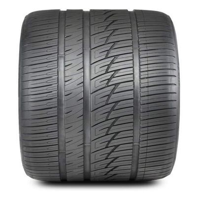 Delinte DS8 P245/35R21 96Y