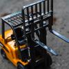Gemini&Genius 1/50 Scale Diecast Forklift Truck Toys Engineering Vehicle Fork Truck Construction Alloy Warehouse Vehicle Models Toys for Kids view 4