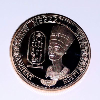 Egyptain Goddess Nefertiti Challenge Art Coin