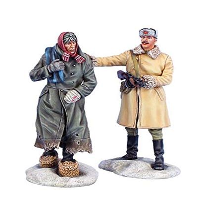 First Legion RUSSTAL053 Russian Soldier with PPSH41 with German POW