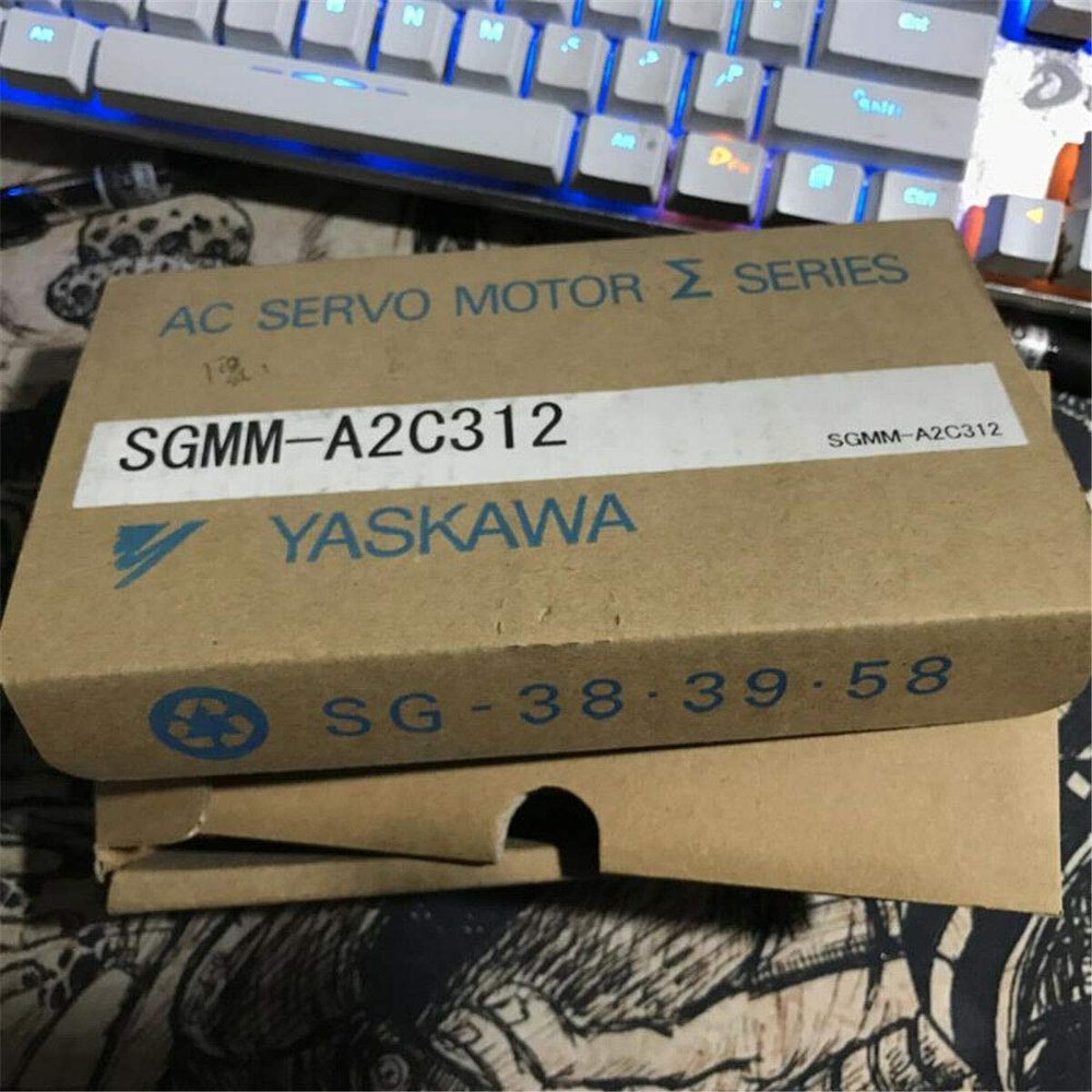 100% NEW YASKAWA servo motor SGMM-A2C312 IN BOX